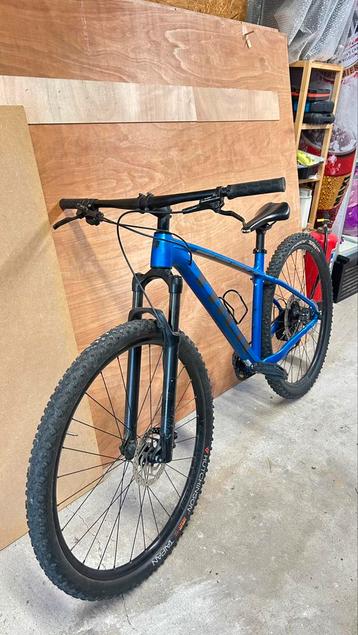 trek xcaliber 8 beschikbaar voor biedingen