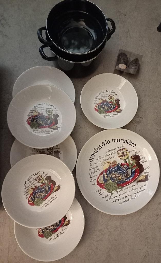 Leuke mosselserviesset, Huis en Inrichting, Keuken | Servies, Nieuw, Compleet servies, Overige stijlen, Keramiek, Ophalen