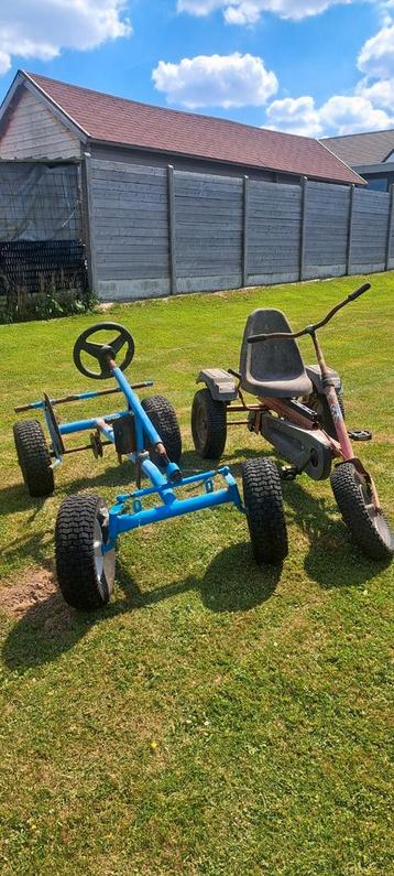 Lot van 2 Mammoet gocarts om op te knappen. ZEER STERK  beschikbaar voor biedingen