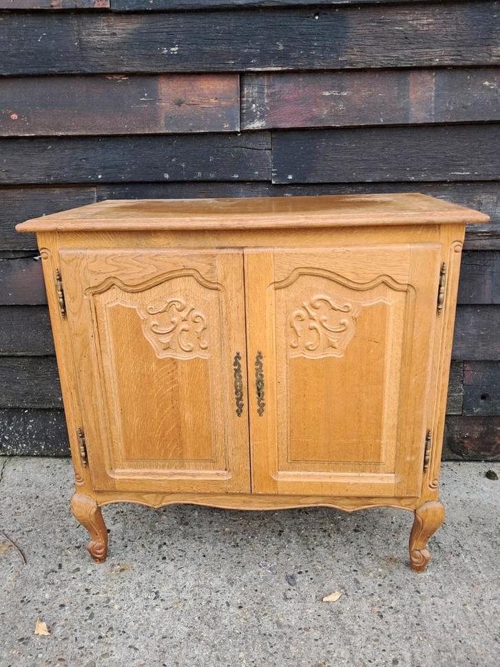 Vintage eiken kastje op sierpoten, Huis en Inrichting, Woonaccessoires | Kisten, Zo goed als nieuw, 75 cm of meer, 75 tot 100 cm