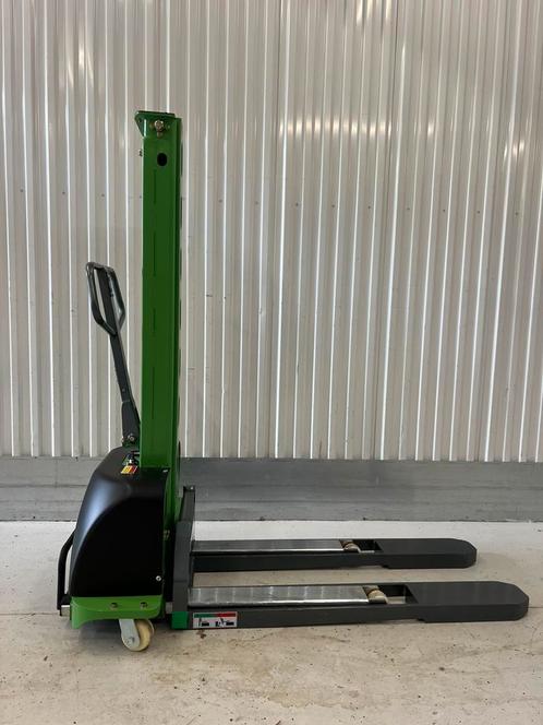 Stapelaar , meeneem stapelaar, semi elektrische stapelaar, Zakelijke goederen, Machines en Bouw | Heftrucks en Intern transport