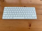 Apple Magic Keyboard – Wit – QUERTY – In goede staat, Computers en Software, Gebruikt, Ophalen of Verzenden, Draadloos, Qwerty