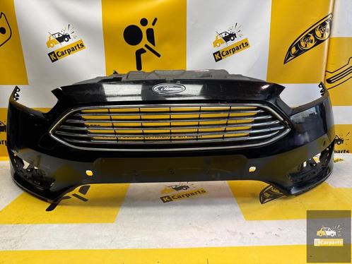 Voorbumper Ford Focus 3 III MK3 FACELIFT 15-18 F1EB-17757-A, Auto-onderdelen, Carrosserie, Bumper, Ford, Voor, Gebruikt
