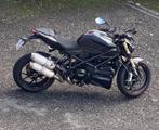 Ducati Streetfighter 848 noir mat, Naked bike, 849 cm³, Particulier, 2 cylindres