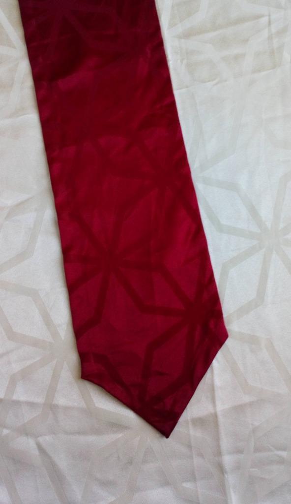 Nappe chemin de table étoile écru rouge Noël Meradiso, Maison & Meubles, Nappes, Utilisé, Rectangle, Intérieur, Enlèvement ou Envoi