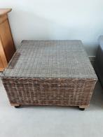 Salontafel/ bijzettafel in riet., Huis en Inrichting, Overige materialen, Gebruikt, Vierkant, 75 cm of meer
