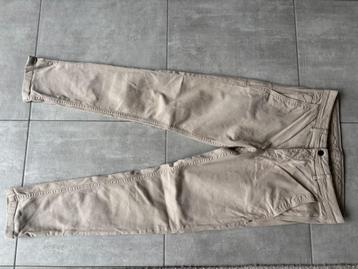 Broek Zara - Mannen maat M, gedragen maar nog in goede staat, Kleding | Heren, Broeken en Pantalons, Maat 48/50 (M), Beige, Ophalen of Verzenden