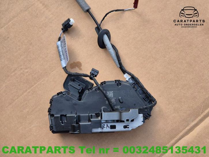5TA839016AA RSQ3 Q4 portierslot A3 Q3 Touran Passat ..., Auto-onderdelen, Elektronica en Kabels, Audi, Volkswagen, Skoda, Gebruikt
