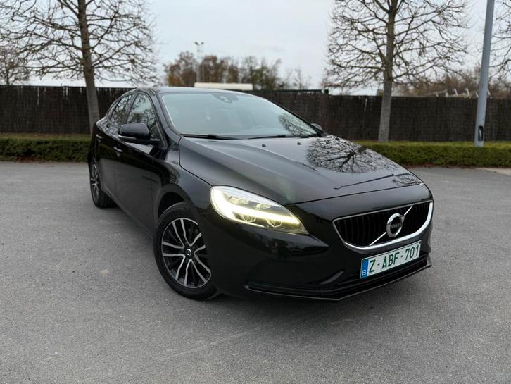 Volvo V40 Black Edition D2–2019 –1e eigenaar–BTW aftrekbaar, Auto's, Volvo, Particulier, V40, Diesel, Euro 6, Stadsauto, Handgeschakeld
