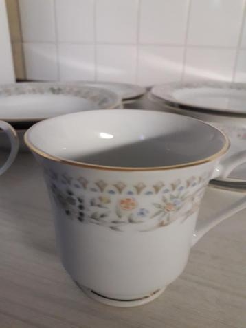 NIEUW Chinees servies voor 2 personen  beschikbaar voor biedingen
