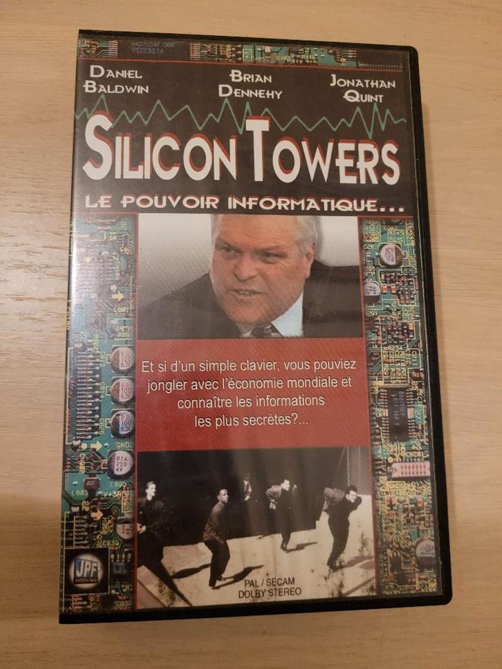 k7 vhs Silicon Towers, Cd's en Dvd's, VHS | Film, Zo goed als nieuw, Thrillers en Misdaad, Ophalen of Verzenden