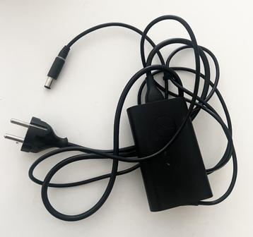 Dell 65W adapter beschikbaar voor biedingen