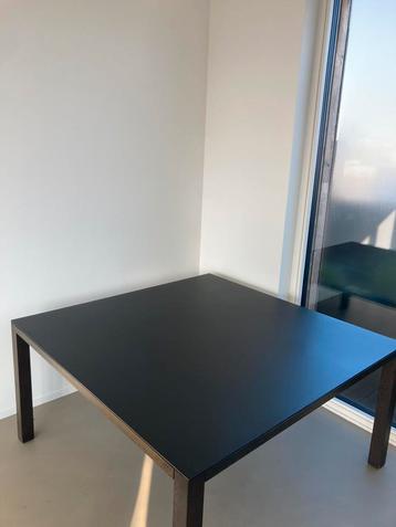 Moderne vierkante eettafel, Huis en Inrichting, Tafels | Eettafels, Ophalen, Gebruikt, Vierkant, Vijf personen of meer