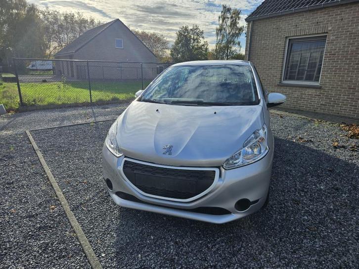 PEUGEOT 208-BENZINE-2014-104dKM-TOPSTAAT-GEKEURD, Auto's, Peugeot, Particulier, Airbags, Centrale vergrendeling, Elektrische ramen