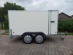 TE HUUR: Gesloten aanhangwagen Type 2 dubbel as 300x150x150, Ophalen of Verzenden, Achter