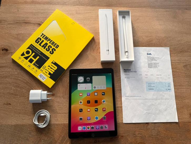 iPad 8de Generatie Wifi 32 gb + Apple Pencil, Computers en Software, Apple iPads, Zo goed als nieuw, Apple iPad, Wi-Fi, 10 inch