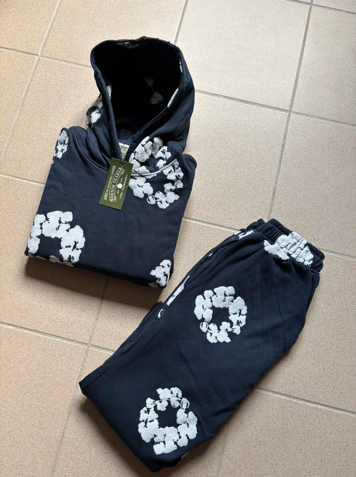 denim tears trainingspak ( donkerblauw ) maat: S, Kleding | Heren, Sportkleding, Nieuw, Algemeen, Maat 46 (S) of kleiner, Blauw