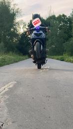 Piaggio Zip 50cc iget e5, Fietsen en Brommers, Ophalen, Zo goed als nieuw, 50 cc