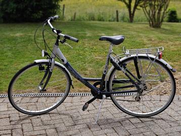 Minerva damesfiets - super proper, Fietsen en Brommers, Fietsen | Dames | Damesfietsen, Ophalen, Versnellingen