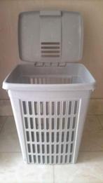 Wasmand met deksel 61x43x35cm. Prima staat., Ophalen, Zo goed als nieuw, Grijs, Overige typen