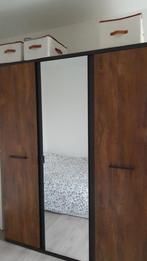 Twee dezelfde spiegelkasten te koop. 150 € per st, Enlèvement