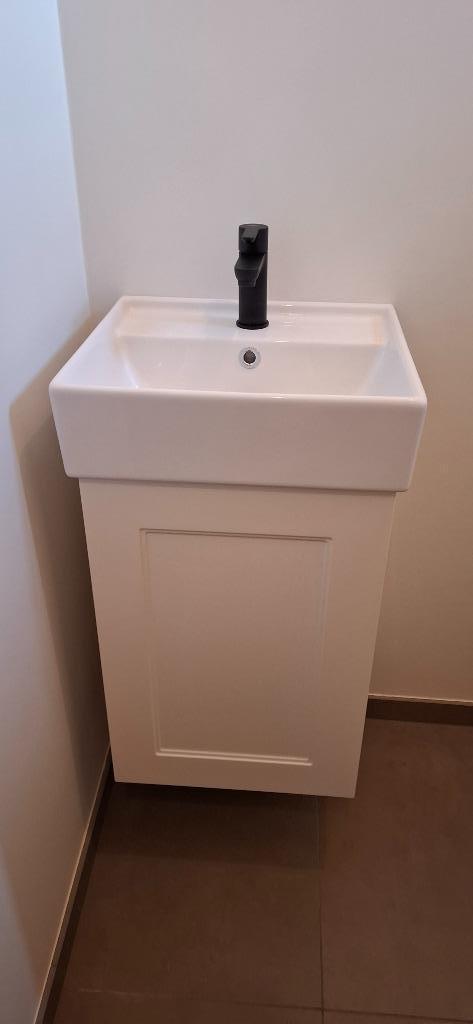 Nieuw badkamer of wc lavabo, Huis en Inrichting, Badkamer | Badkamermeubels, Nieuw, Wastafelkast, Minder dan 100 cm, Minder dan 50 cm