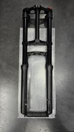 Fourche 26" 4.0" Fatbike air Bolany globe 3t trottinette VTT, Fietsen en Brommers, Ophalen of Verzenden, Nieuw, Mountainbike, Band