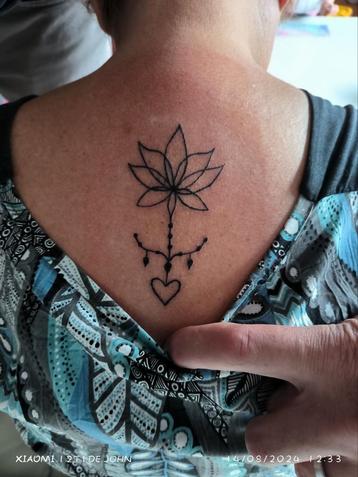 Tatouage  disponible aux enchères