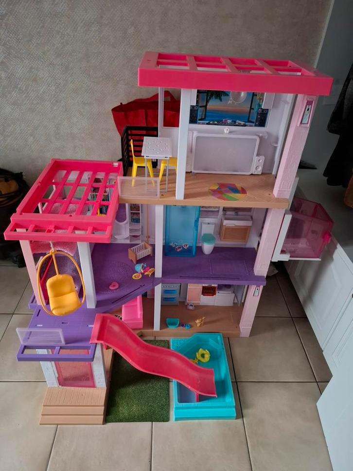Barbie dreamhouse, Kinderen en Baby's, Speelgoed | Poppenhuizen, Accessoires, Ophalen