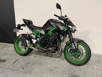 Kawasaki Z900 in nieuwstaat disponible aux enchères