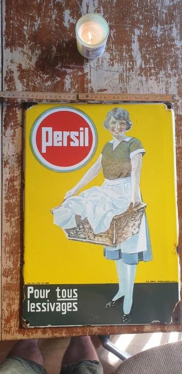 Plaque emaillee persil 1931, Enlèvement