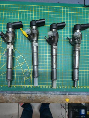 4 x injektor nissan 1.5 dci h8200704191 beschikbaar voor biedingen