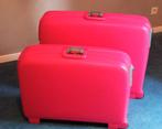 Grote en kleine reiskoffer, Handtassen en Accessoires, Koffers, Gebruikt, Hard kunststof, Slot, 55 cm of meer