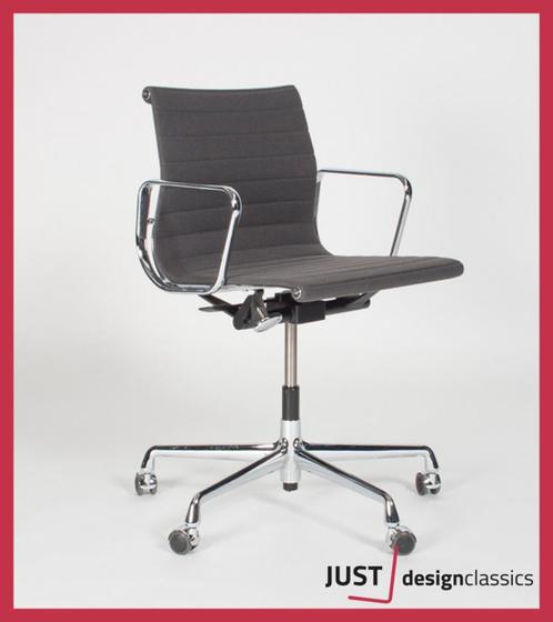 Vitra Eames ea 118 Grijs Hopsak Chroom Nieuwstaat, Huis en Inrichting, Bureaustoelen, Zo goed als nieuw, Grijs, Ophalen