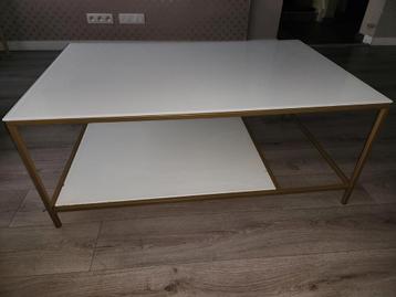 Mooie grote witte salontafel 20 euro direct opahlen, Huis en Inrichting, Tafels | Salontafels, Ophalen of Verzenden, Gebruikt