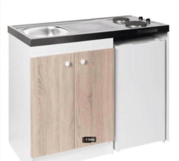 keukentje , kleine keuken, kitchenette beschikbaar voor biedingen