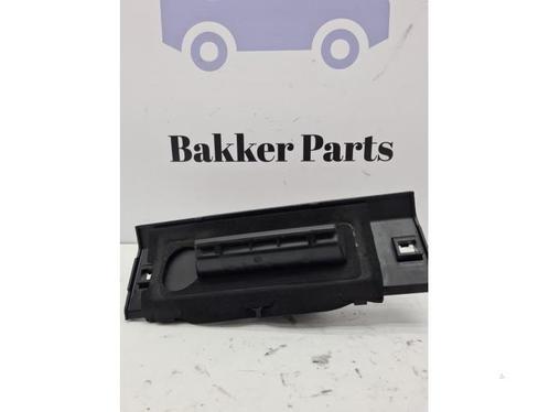 Handgreep Achterklep van een Peugeot 206, Auto-onderdelen, Carrosserie, Peugeot, Gebruikt, 3 maanden garantie