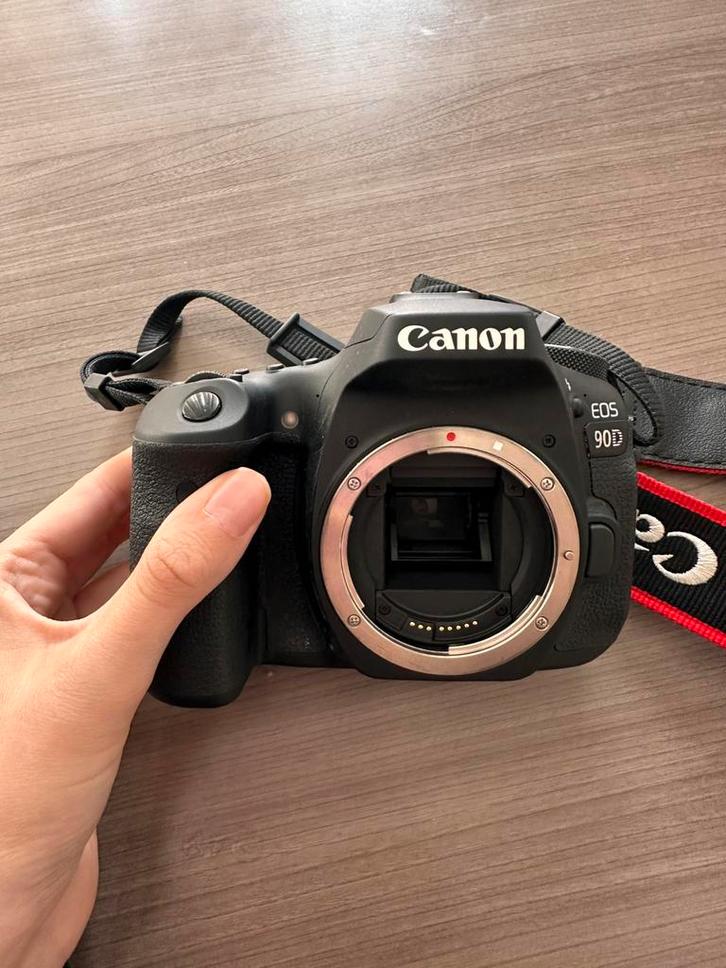 Canon EOS 90 D + Lens, Audio, Tv en Foto, Fotocamera's Digitaal, Spiegelreflex, Canon, Ophalen