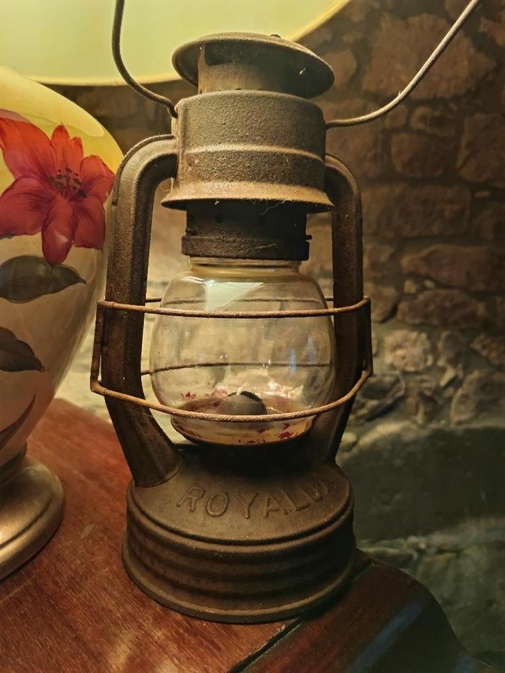 Oude stormlamp stalvondst, Antiek en Kunst, Antiek | Verlichting, Verzenden