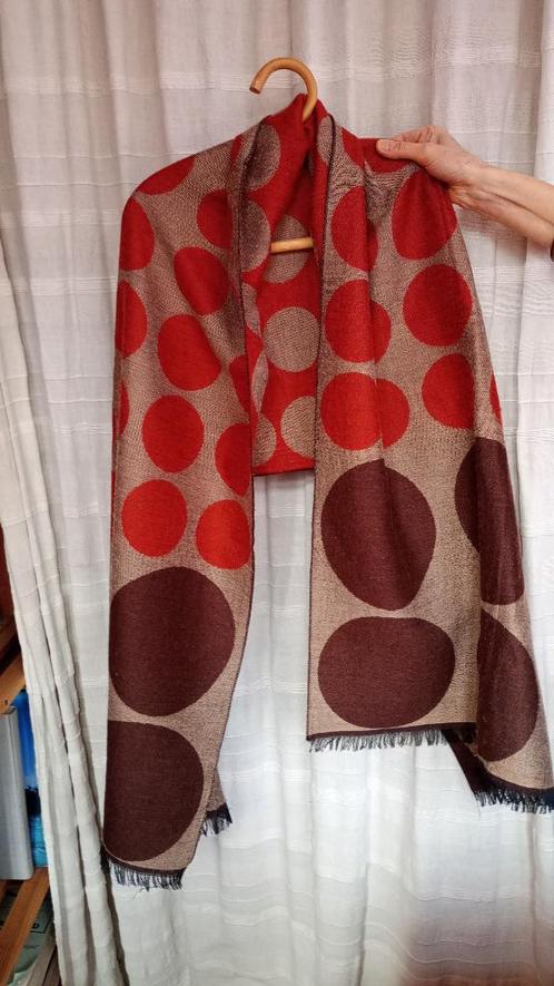 Grote bruin/oranje sjaal/sjaal in zeer goede staat, Kleding | Dames, Mutsen, Sjaals en Handschoenen, Zo goed als nieuw, Sjaal
