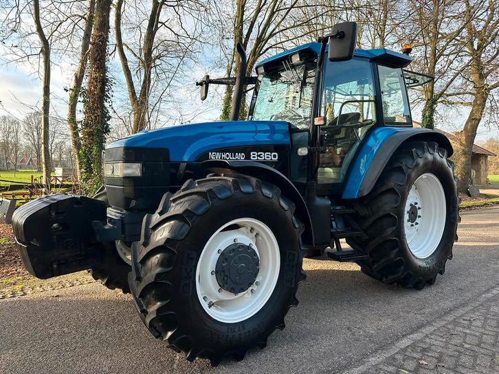 New Holland 8360, Articles professionnels, Agriculture | Tracteurs, New Holland, Enlèvement