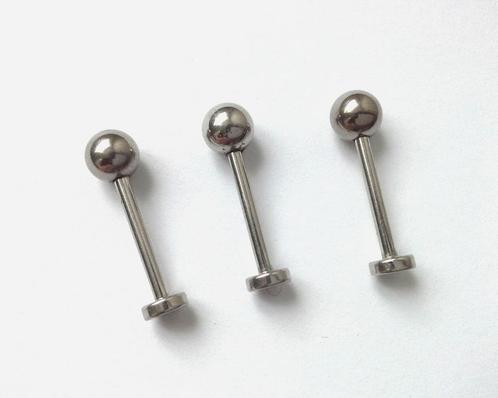 3 labrets avec boule pour piercings en acier chirurgical, Handtassen en Accessoires, Piercings, Gebruikt, Staal, Ophalen of Verzenden