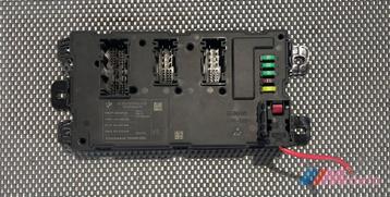 BMW F20/F21 ZEKERINGKAST 9298962-01 beschikbaar voor biedingen