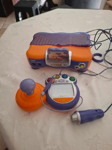 Vtech v.smile met spel van cars en 1controller en 1microfoon beschikbaar voor biedingen