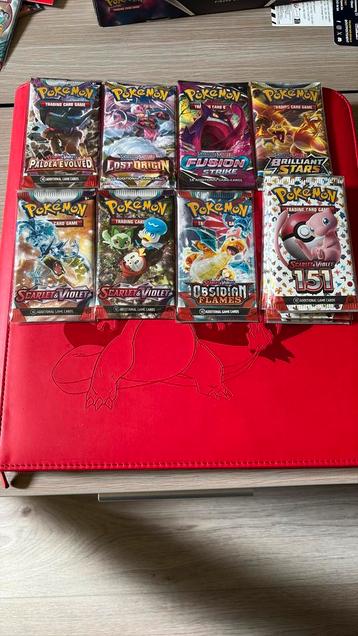 Pokemon Boosterpack (verschillende sets en booster sleeve) beschikbaar voor biedingen