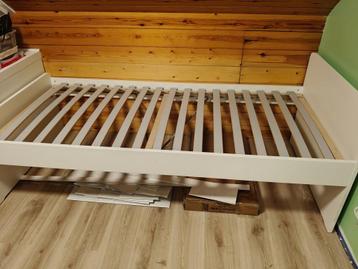 bedframe 1persoon beschikbaar voor biedingen