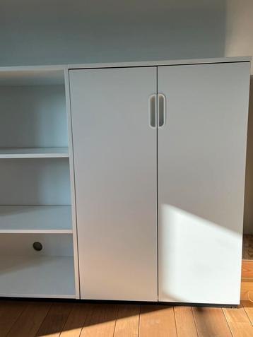 Meubles de bureau beschikbaar voor biedingen