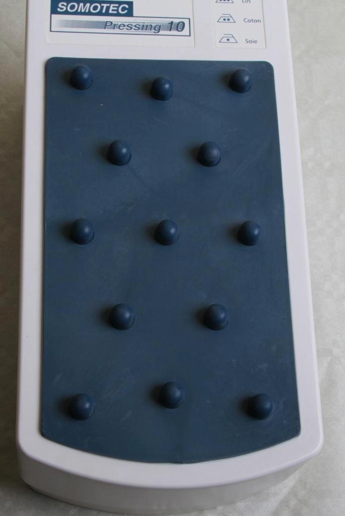 Fer à vapeur avec boîte de rangement, Electroménager, Fers à repasser & Planches à repasser, Neuf, Fer à repasser avec cordon