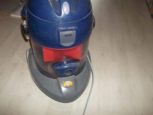stofzuiger sakora, Elektronische apparatuur, Stofzuigers, Zo goed als nieuw, Stofzuiger, Ophalen