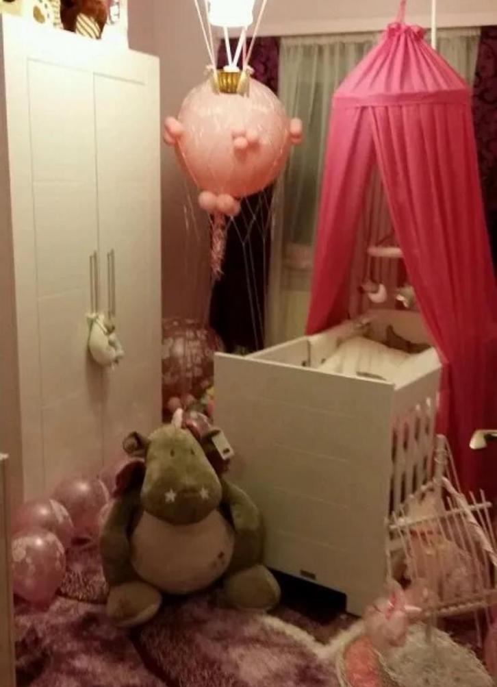 Baby kamer glans wit, Kinderen en Baby's, Kinderkamer | Complete kinderkamers, Gebruikt, Jongetje of Meisje, Ophalen